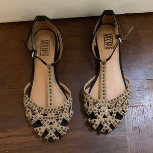 MIX No.6 black & tan jeweled flats